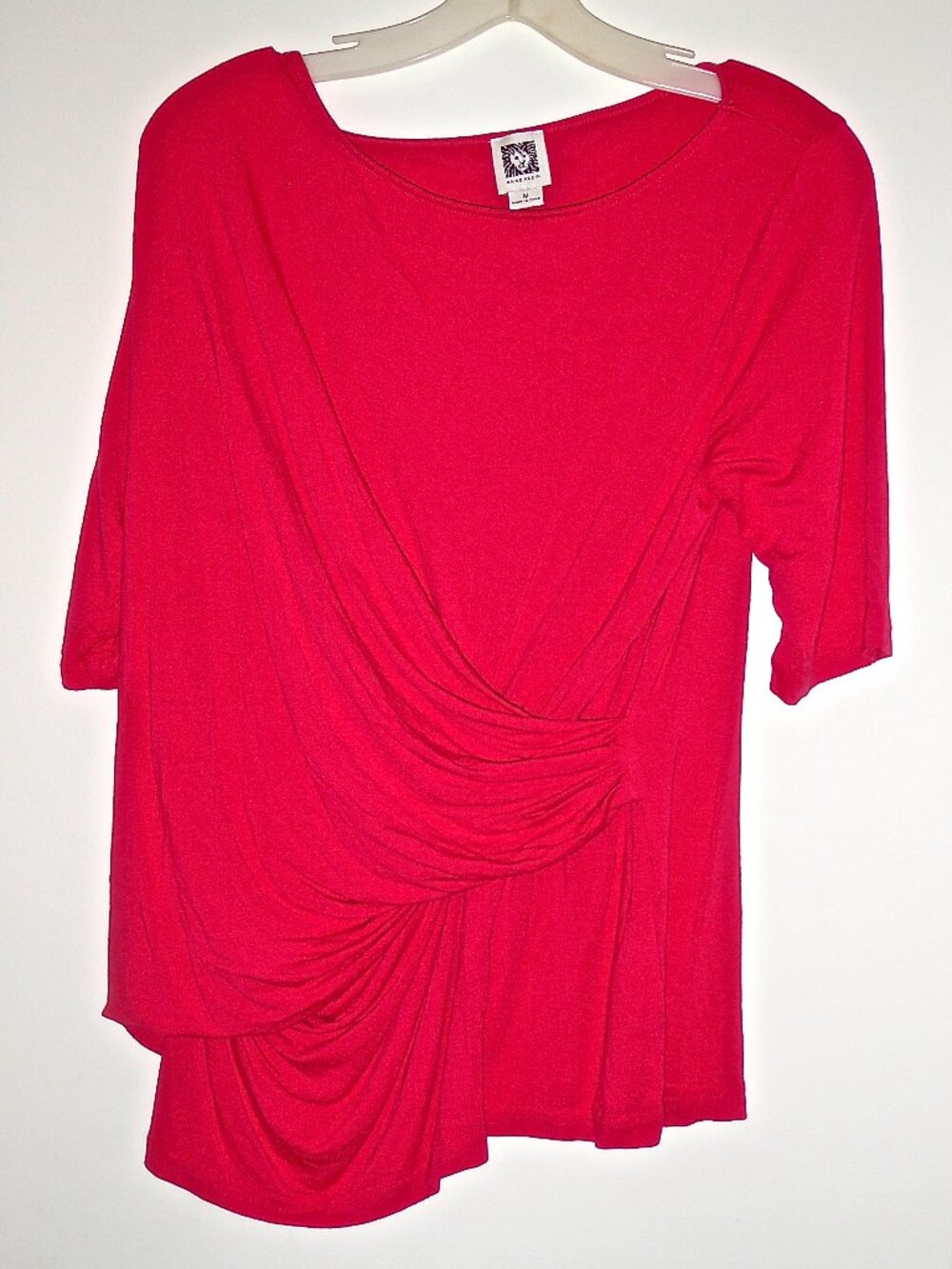 ANNE KLEIN WOMEN'S STRETCH HOT PINK SHORT SLEEVED STRETCH WRAP TOP SIZE M
